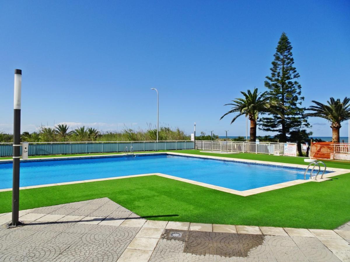 Aigua Blava Primera Linea - Alquiler Solo Familias Playa de Gandia Exterior photo
